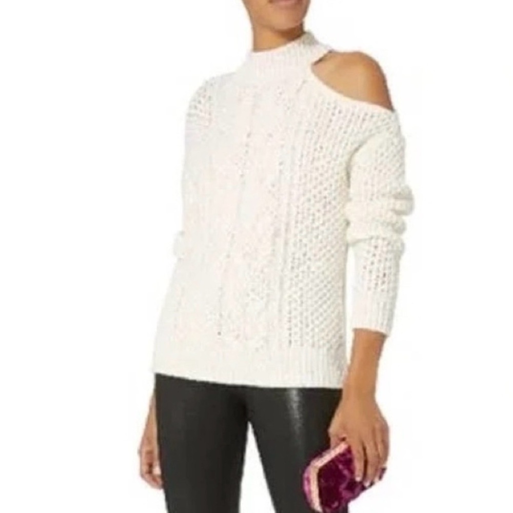 Intermix cut Out Sweater White Cable Knit - small